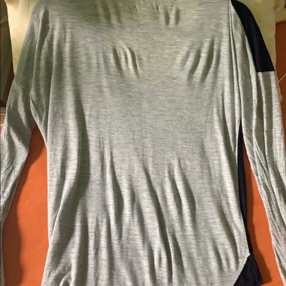 Madewell Roster Colorblock Hi-Lo Long Sleeve Tee - Picture 4 of 7